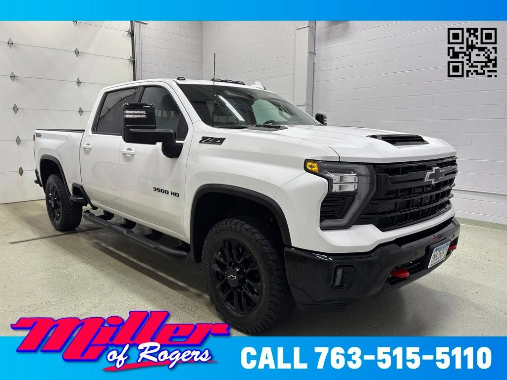 Used 2025 Chevrolet Silverado 3500 LTZ w/ LTZ Plus Package AWD/4WD image 1