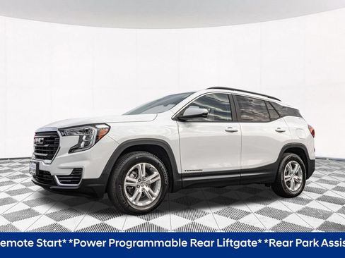 Used 2023 GMC Terrain SLE w/ Driver Convenience Package FWD image 6
