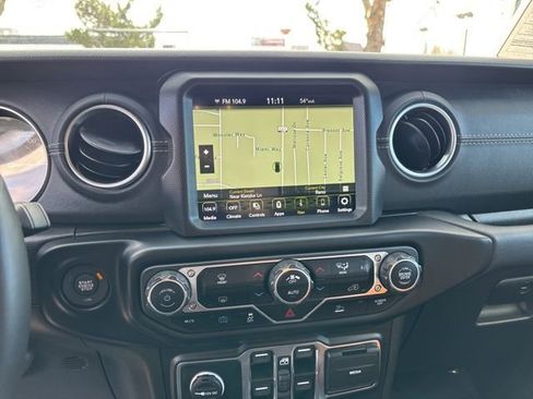 Used 2022 Jeep Wrangler Unlimited Sahara 4xe image 23