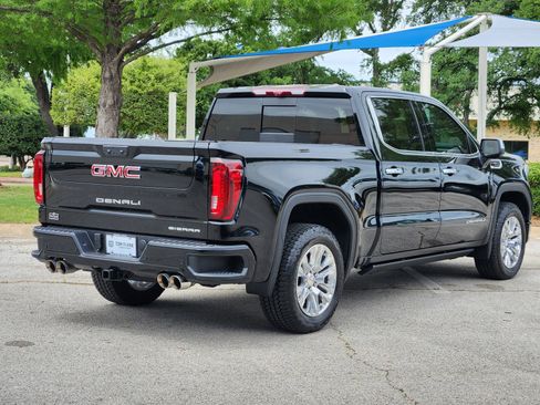 Used 2025 GMC Sierra 1500 Denali w/ Technology Package AWD/4WD image 5