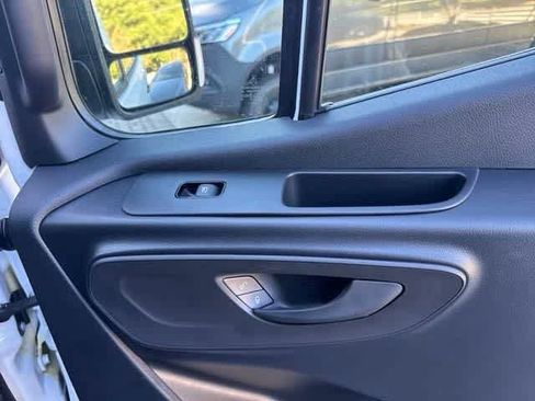 New 2025 Mercedes-Benz Sprinter 2500 image 9