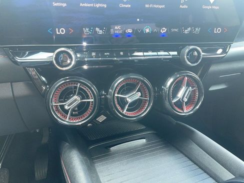 Used 2025 Chevrolet Blazer EV RS AWD/4WD image 26