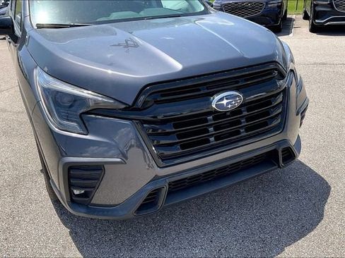 Used 2023 Subaru Ascent Onyx Edition Limited AWD/4WD image 6