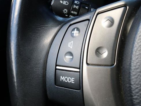 Used 2015 Lexus ES 350 4dr Sdn image 11