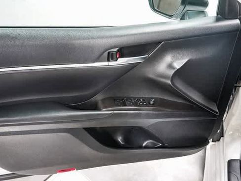 Certified 2023 Toyota Camry SE image 21