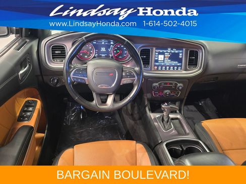 Used 2019 Dodge Charger SXT w/ Plus Group RWD image 12
