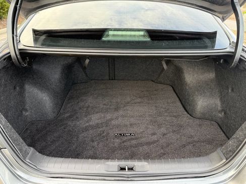 Used 2014 Nissan Altima 2.5 S w/ Display Audio Package image 11