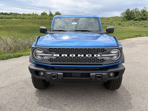 New 2026 Ford Bronco Badlands AWD/4WD image 8