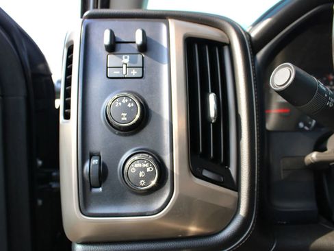 Used 2015 GMC Sierra 2500 Denali w/ Duramax Plus Package image 14