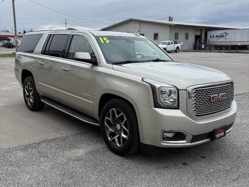 Used 2015 GMC Yukon XL Denali AWD/4WD image 1