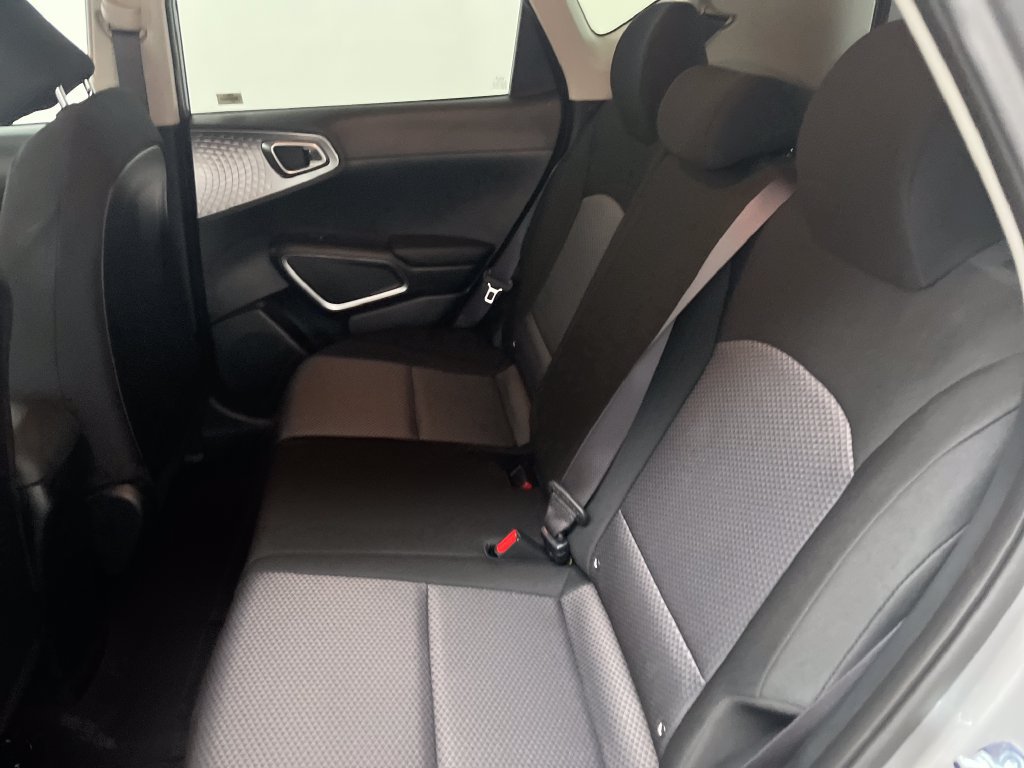 Certified 2025 Kia Soul LX FWD image 13