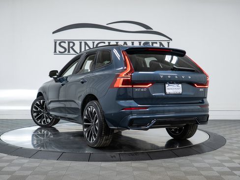 New 2026 Volvo XC60 B5 Ultra w/ Climate Package image 28