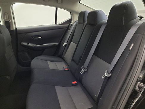 Used 2021 Nissan Sentra SV FWD image 18