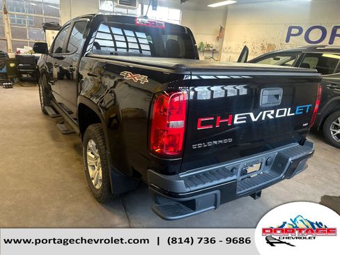 Used 2022 Chevrolet Colorado LT image 2