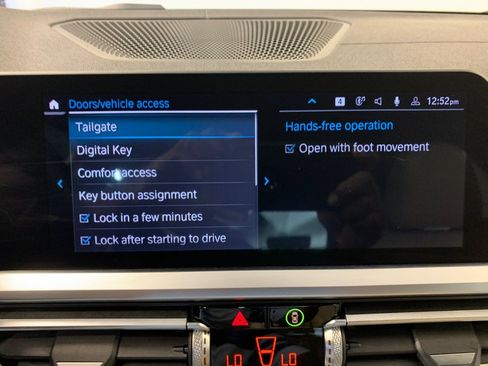 Used 2021 BMW 330i xDrive Sedan w/ M Sport Package AWD/4WD image 41