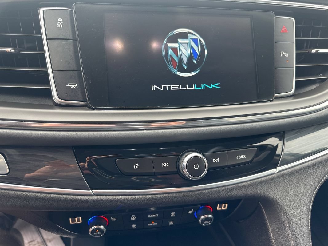 Used 2018 Buick Enclave Essence w/ Trailering Package FWD image 33