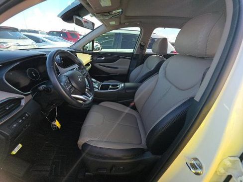 Used 2023 Hyundai Santa Fe SEL w/ Premium Package FWD image 10