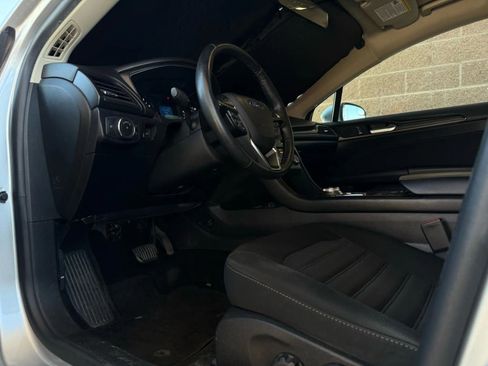 Used 2018 Ford Fusion S w/ Equipment Group 101A image 38