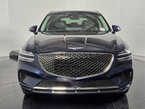 Used 2023 Genesis GV70 2.5T w/ Select Package image 8