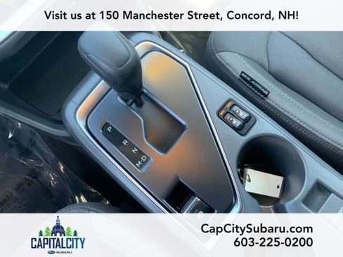 Used 2025 Subaru Crosstrek 2.0i Premium image 27