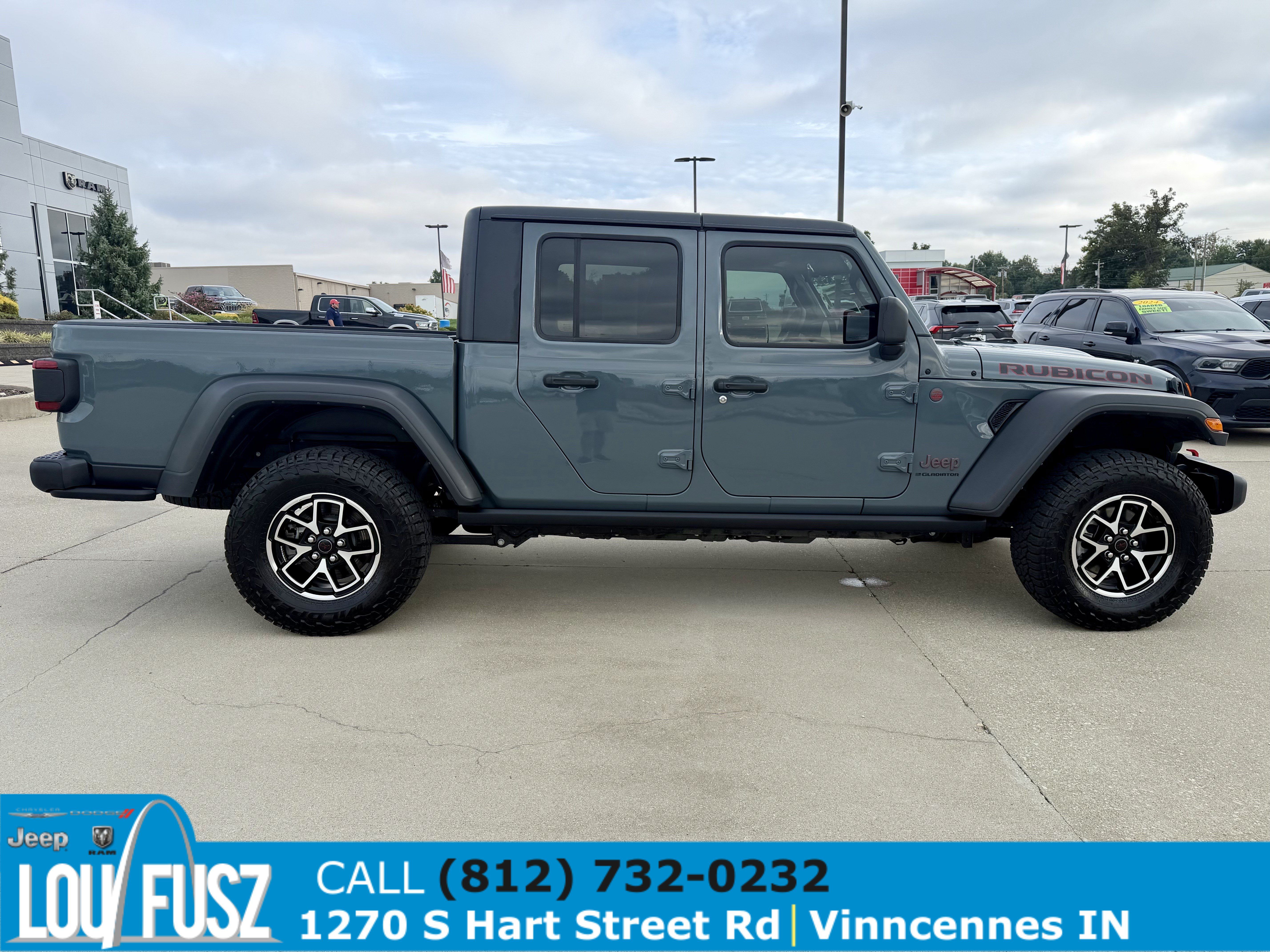 Used 2025 Jeep Gladiator Rubicon w/ Safety Group AWD/4WD image 10