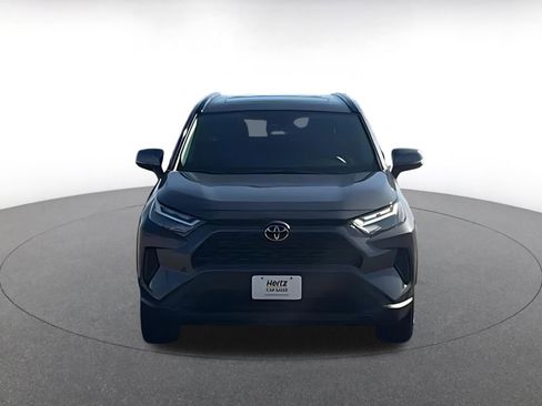 Used 2025 Toyota RAV4 XLE image 3