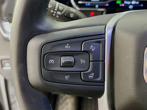 Used 2025 GMC Sierra 1500 Elevation image 12