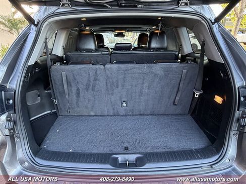 Used 2017 Toyota Highlander Limited w/ Carpet Mat Package FWD image 24