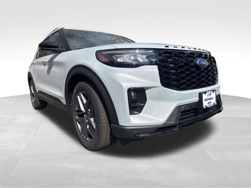 New 2026 Ford Explorer ST AWD/4WD image 8