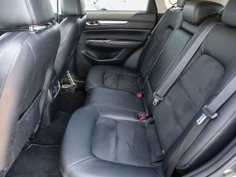 Used 2017 MAZDA CX-5 Touring image 16