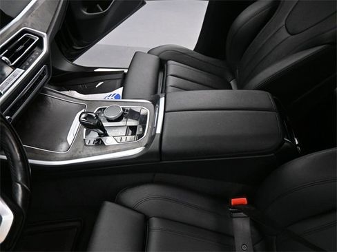 Used 2020 BMW X5 sDrive40i w/ Convenience Package image 21