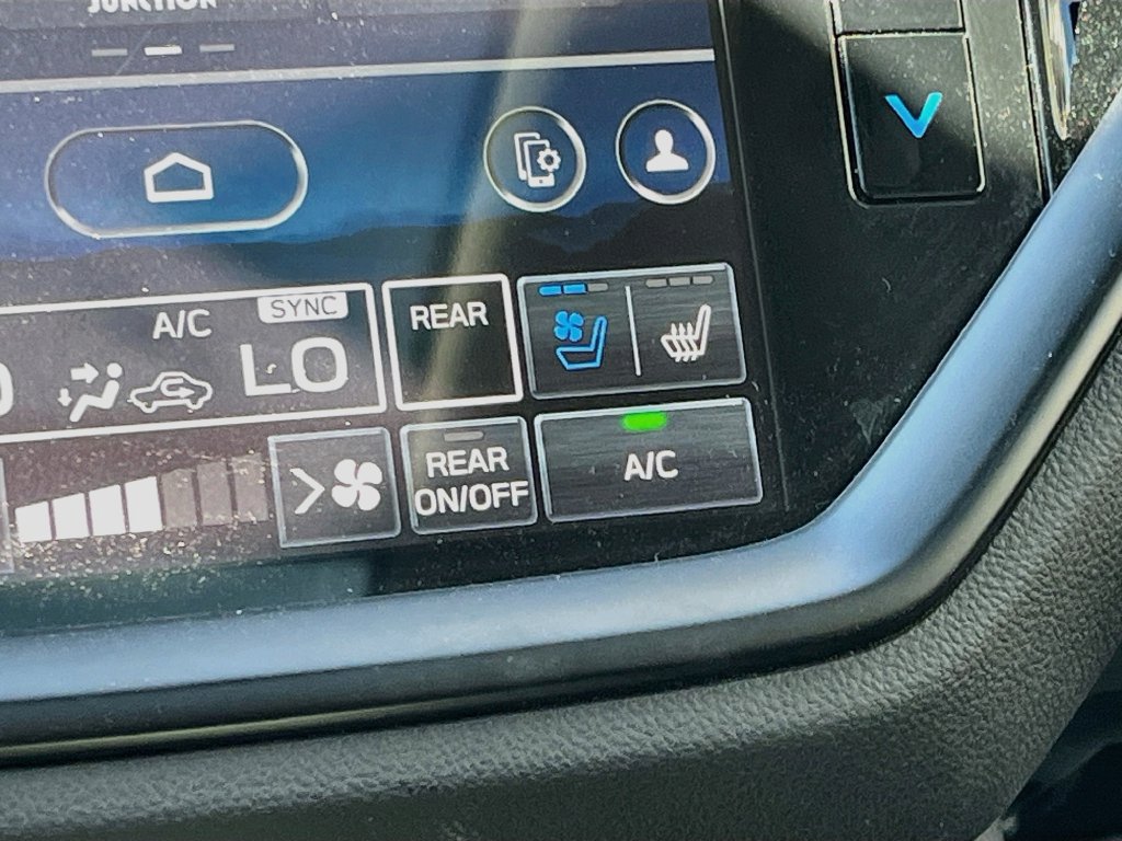 Used 2025 Subaru Ascent Bronze Edition AWD/4WD image 21