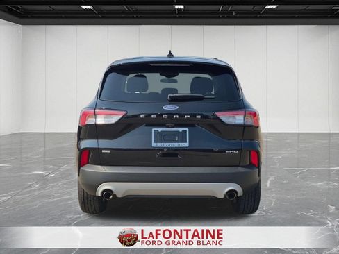 Used 2022 Ford Escape SE w/ Convenience Package AWD/4WD image 4