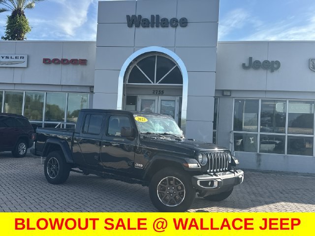 Certified 2023 Jeep Gladiator Overland AWD/4WD image 1