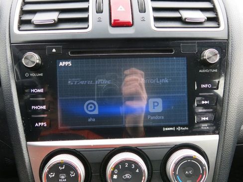 Used 2017 Subaru Crosstrek 2.0i Premium image 27