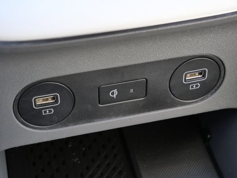 Certified 2023 Hyundai Ioniq 5 Limited w/ Cargo Package image 27