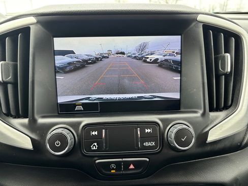 Used 2022 GMC Terrain SLT w/ Elevation Edition AWD/4WD image 15