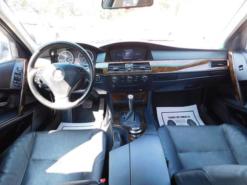Used 2007 BMW 525xi Sedan image 26