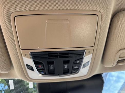 Certified 2023 Acura RDX AWD w/ Advance Package image 32