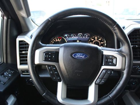 Used 2017 Ford F150 Lariat image 16