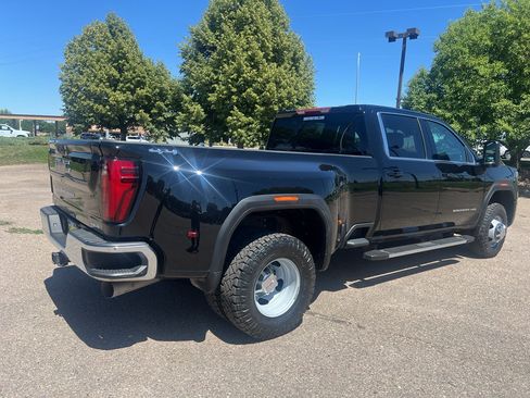 Used 2026 GMC Sierra 3500 SLE w/ SLE Value Package AWD/4WD image 32