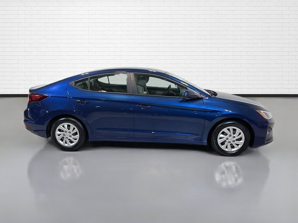 Used 2020 Hyundai Elantra SE FWD image 10