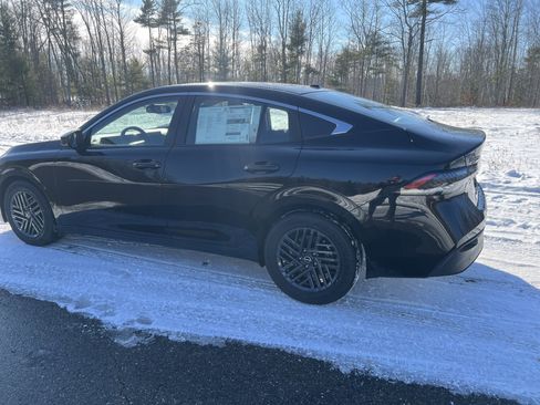 New 2026 Nissan Sentra SV image 5