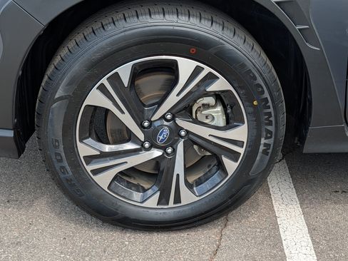 Certified 2025 Subaru Crosstrek 2.5i Premium AWD/4WD image 15