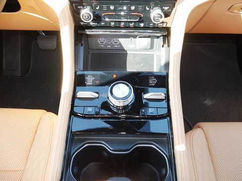 New 2025 Jeep Grand Cherokee Summit image 17