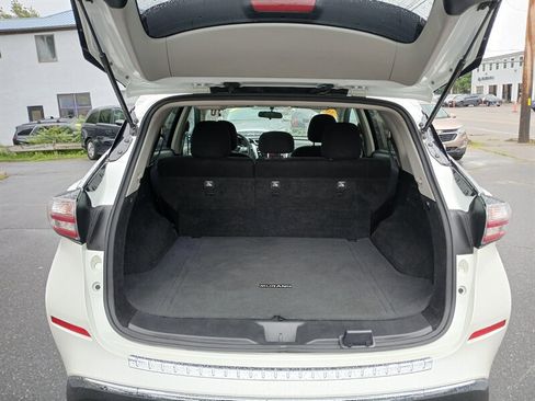 Used 2017 Nissan Murano S image 11