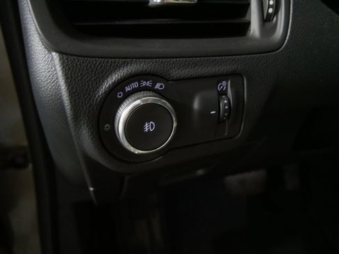 Used 2019 Buick Envision Premium AWD/4WD image 19