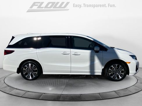 New 2026 Honda Odyssey Elite image 8