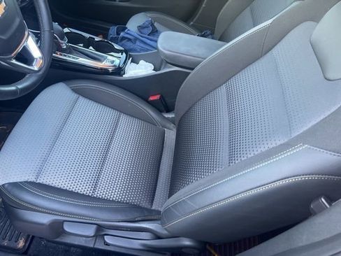 Used 2024 Chevrolet Trax LT w/ LT Convenience Package image 22