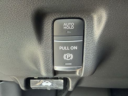 New 2025 Nissan Murano SV AWD/4WD image 18